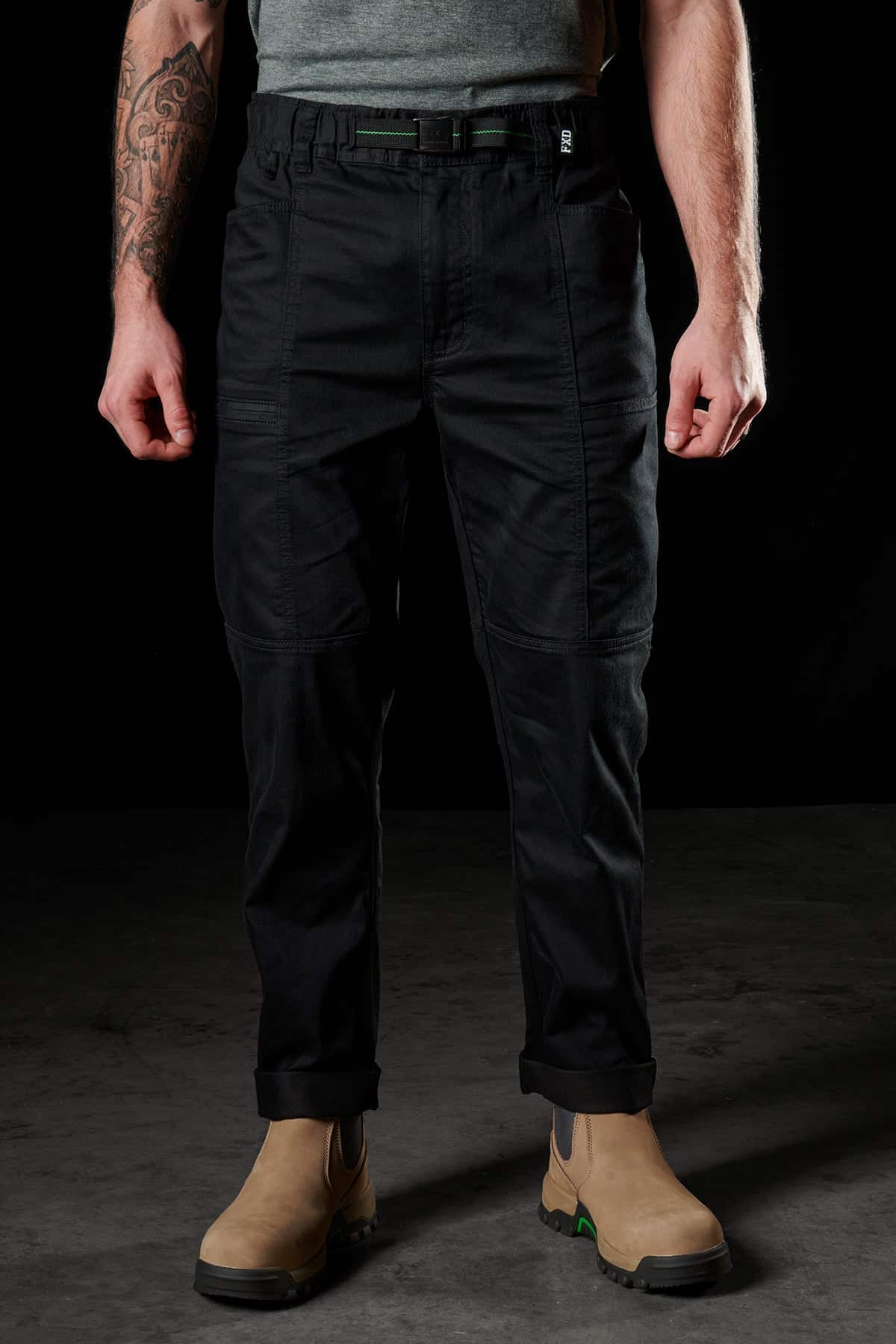 WP.6PantBlack_80657_1445x